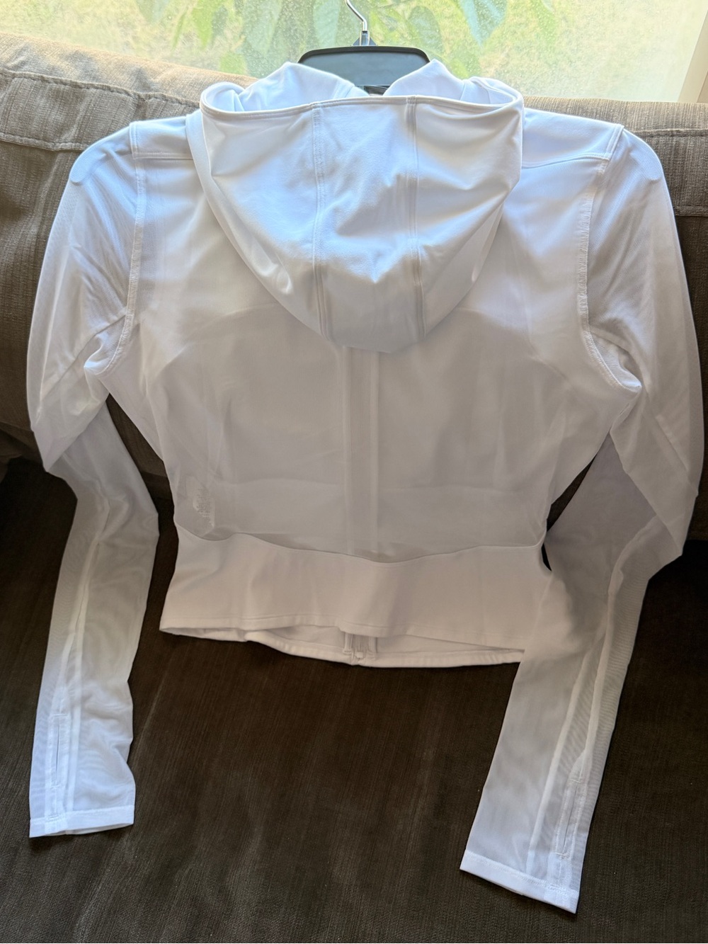 NWT Alo Softsculpt Superset Full Zip Jacket - White - Medium SOLD OUT - Picture 8 of 10